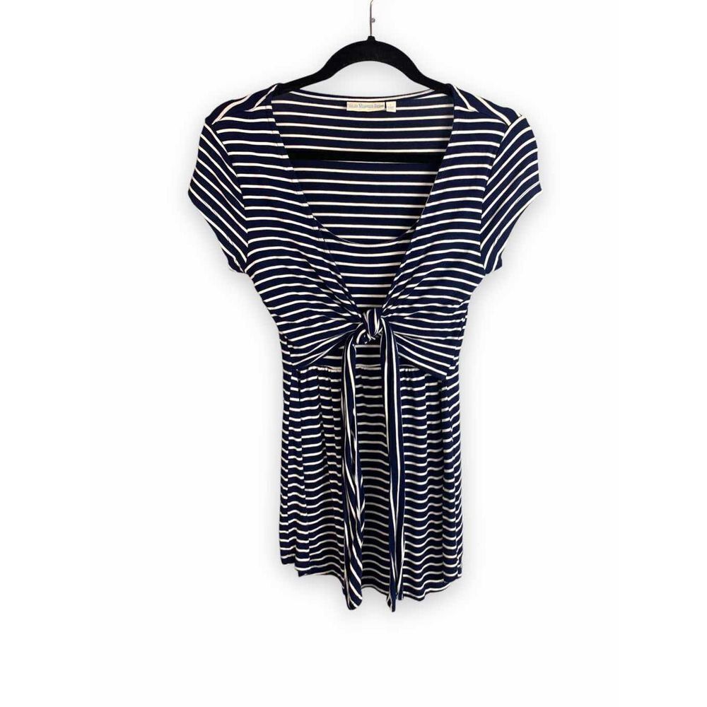 Jojo Maman Bebe Maternity and Nursing Top